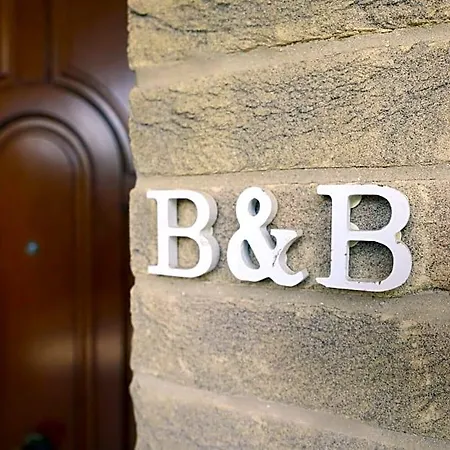 Bed and breakfast Family 4*