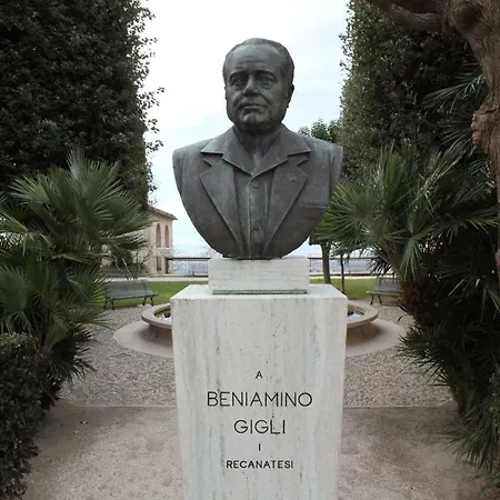 Family Bed & Breakfast Recanati